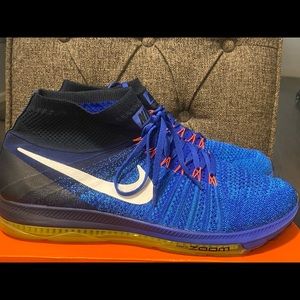 Nike Flyknit racers